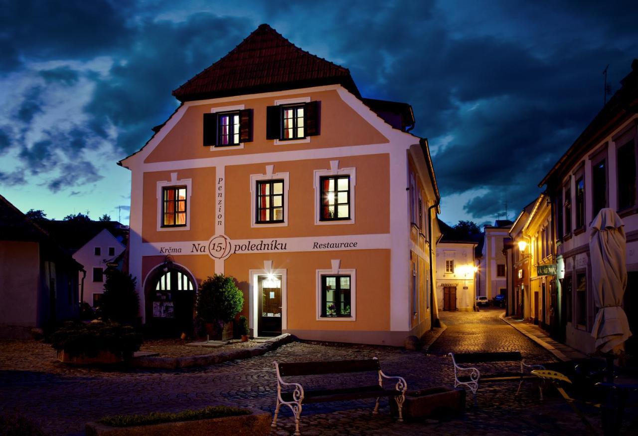 Penzion Na 15. Poledníku Jindrichuv Hradec Exterior foto